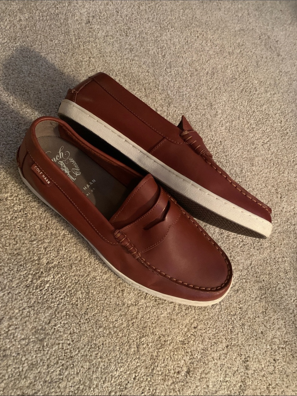 Cole Haan Men's Pinch Weekender Loafers in brown leather
Mens size 11M
π - Picture 2 of 6